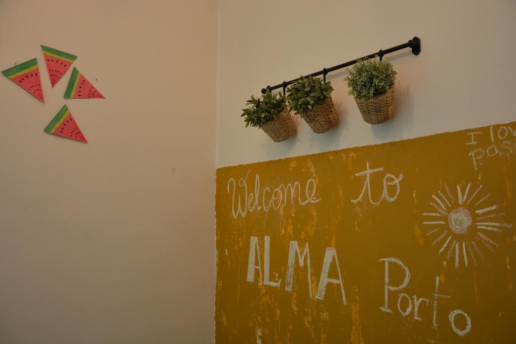 Alma Porto Hostel Exterior photo